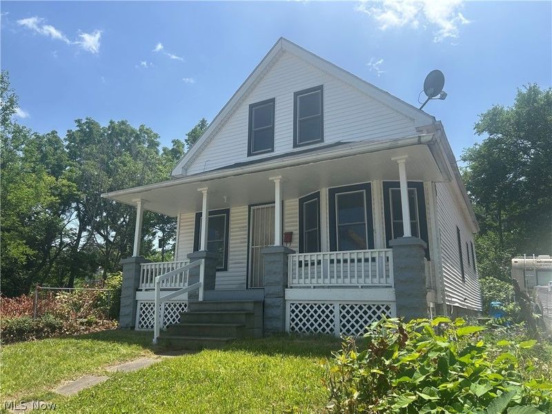 8910 Harris Avenue, Cleveland, OH 44104 Photo 3