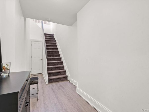 120-09 Riviera Court , Unit 10B, College Point, NY 11356