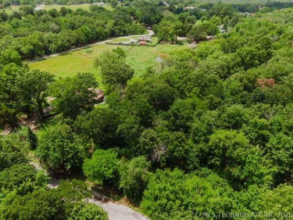 273rd Street , Coweta, OK 74429