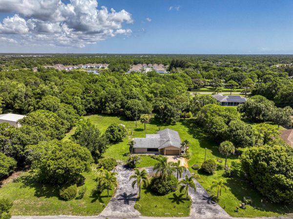 7107 181st Street N, Limestone Creek, FL 33458