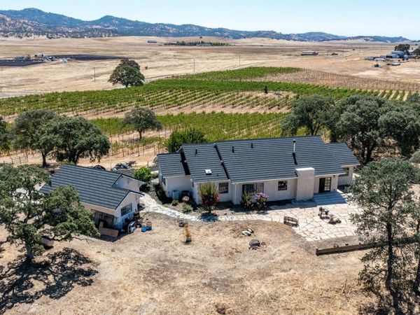 12550-12400 Hogan Dam, Farmington, CA 95230