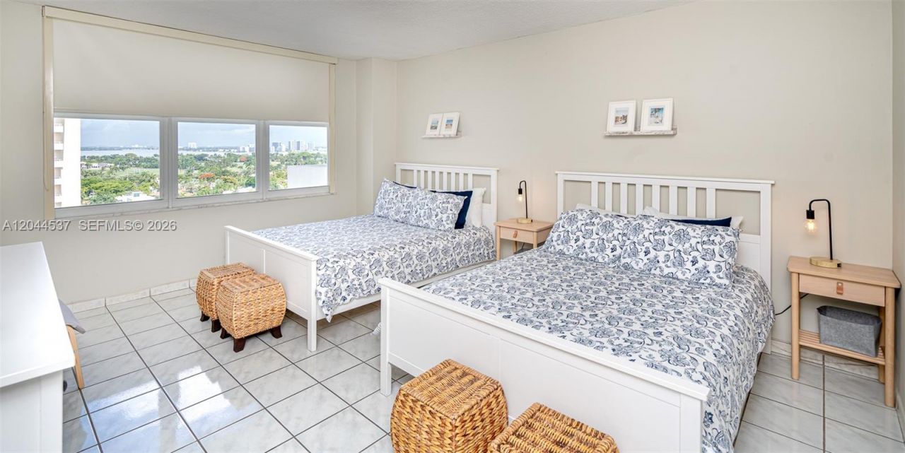 5601 Collins Ave , Unit 1517, Miami Beach, FL 33140 Photo