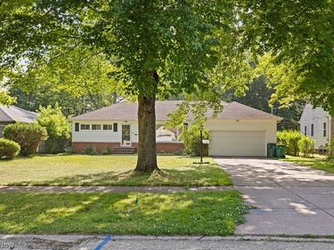 747 Edgewood Road, Richmond Heights, OH 44143