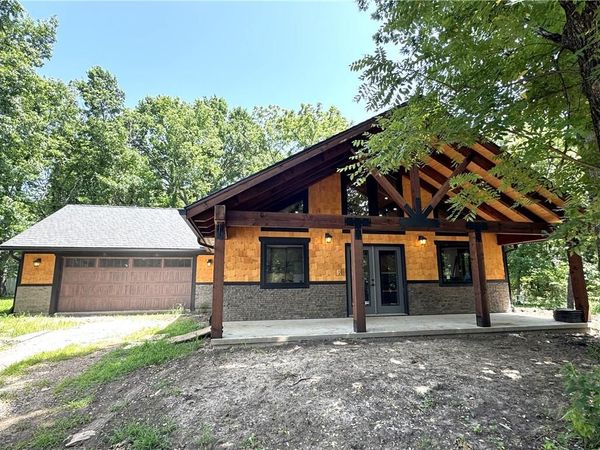 26 Fascination Lane, Linn Valley, KS 66040