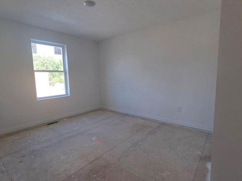 1451 Begonia Drive S, Grove City, OH 43123 Photo 8