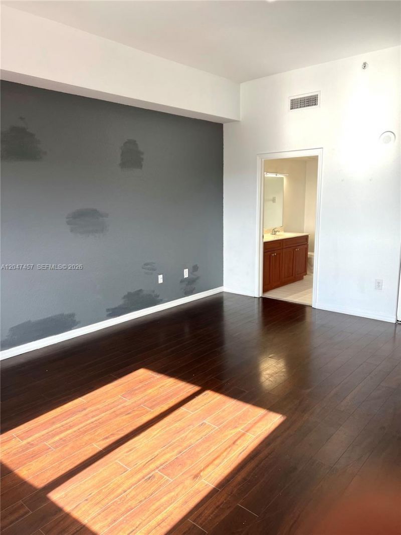 36 NW 6th Ave , Unit TS-1, Miami, FL 33128 Photo