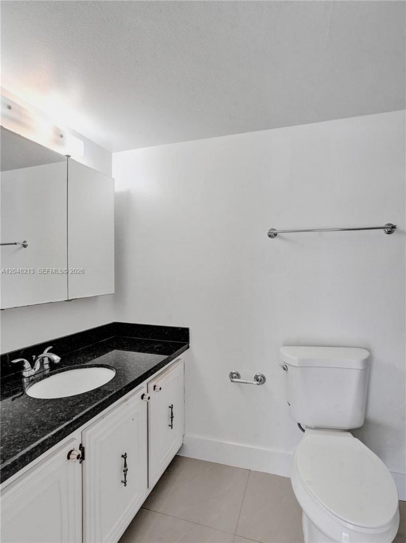 801 Three Islands Blvd, Unit 218, Hallandale Beach, FL 33009 Photo