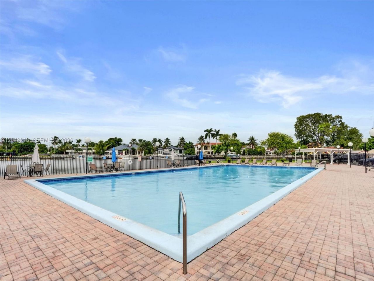 801 Three Islands Blvd, Unit 218, Hallandale Beach, FL 33009 Photo