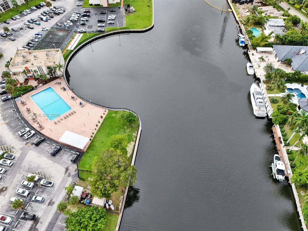 801 Three Islands Blvd, Unit 218, Hallandale Beach, FL 33009 Photo