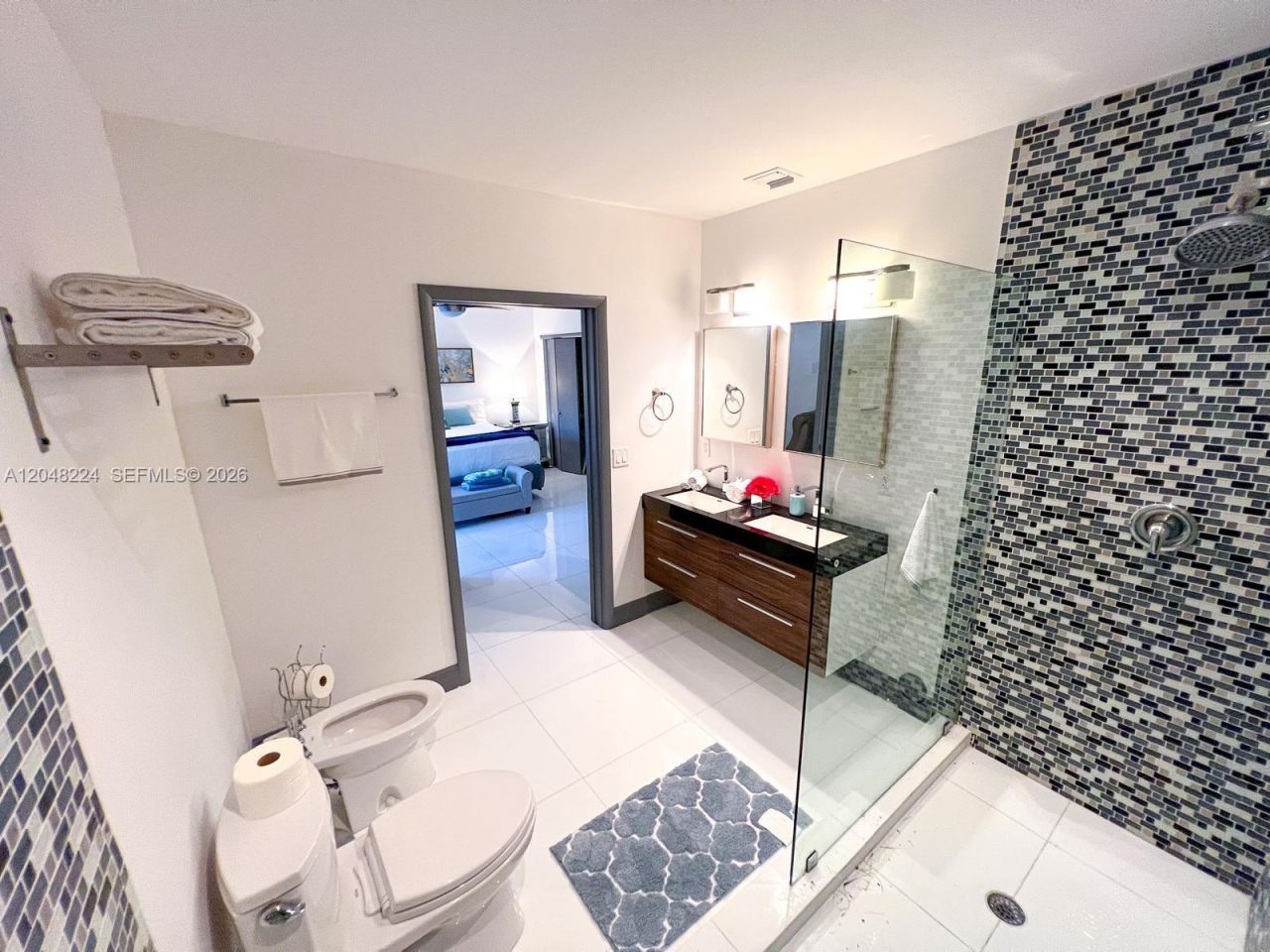 Please Call For Address, North Miami, FL 33181 Photo