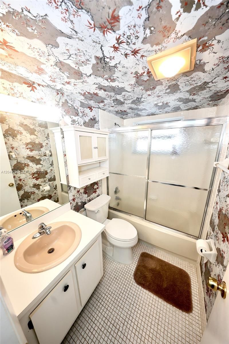 1831 Sabal Palm Dr, Unit 208, Davie, FL 33324 Photo