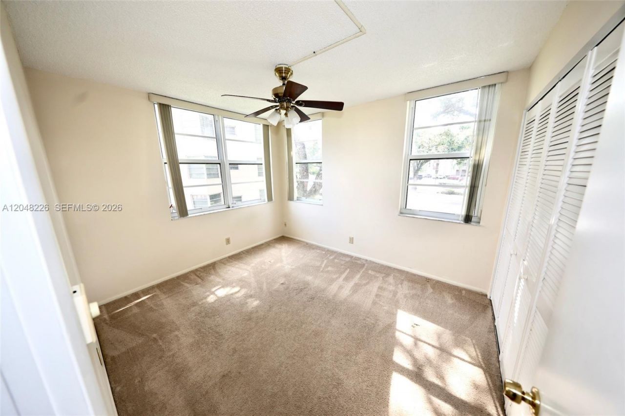 1831 Sabal Palm Dr, Unit 208, Davie, FL 33324 Photo