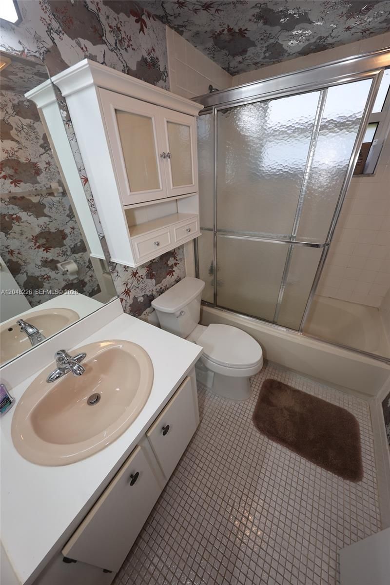 1831 Sabal Palm Dr, Unit 208, Davie, FL 33324 Photo