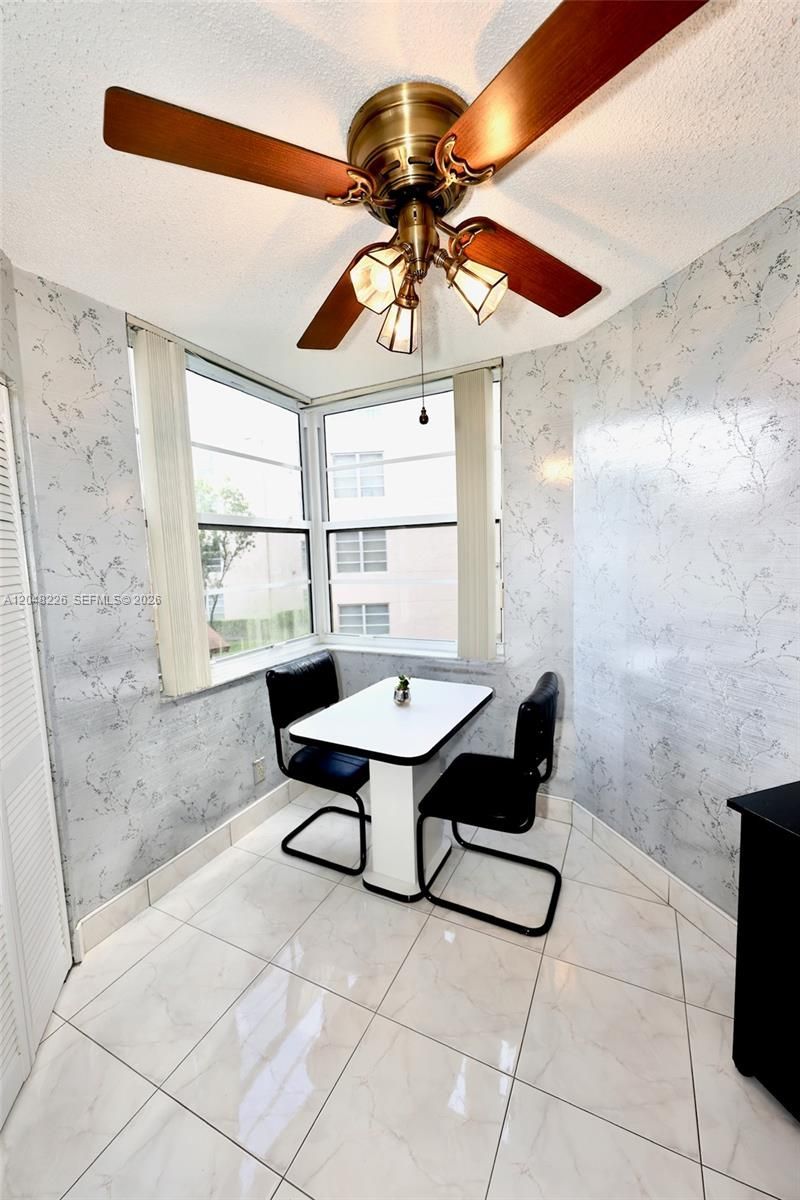 1831 Sabal Palm Dr, Unit 208, Davie, FL 33324 Photo