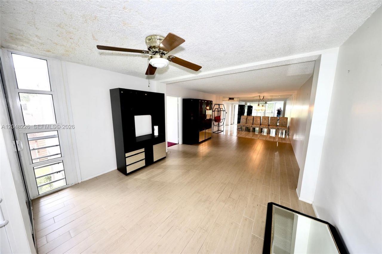 1831 Sabal Palm Dr, Unit 208, Davie, FL 33324 Photo
