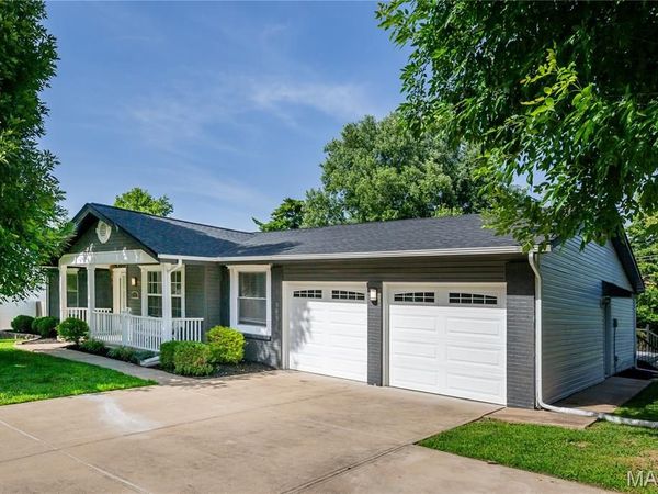 1712 Pensacola Drive, Unincorporated, MO 63146