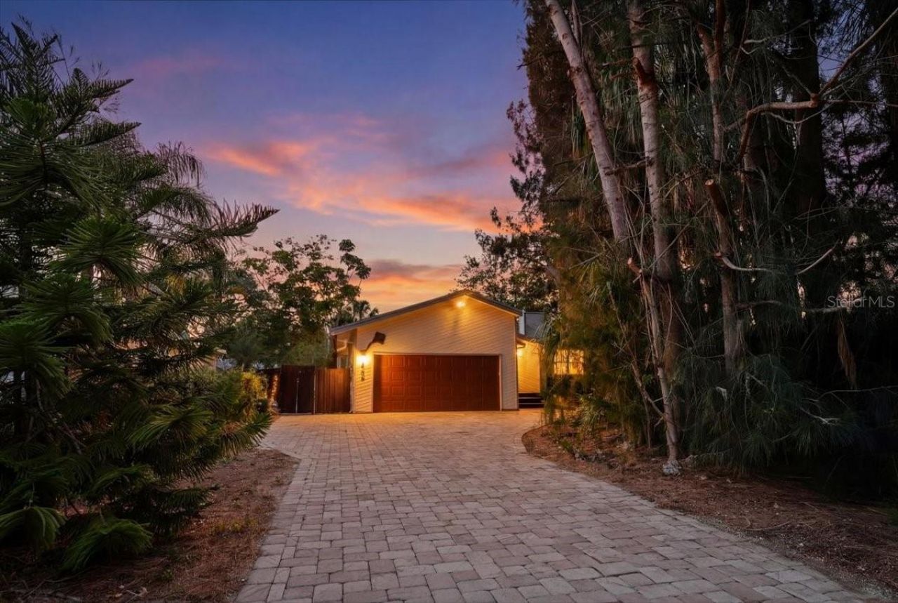 4408 Groveland Avenue , Sarasota, FL 34231 Main Photo