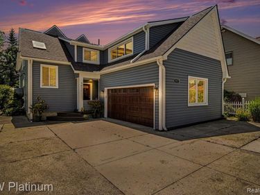 9577 Dixie Highway, Ira Twp, MI 48023