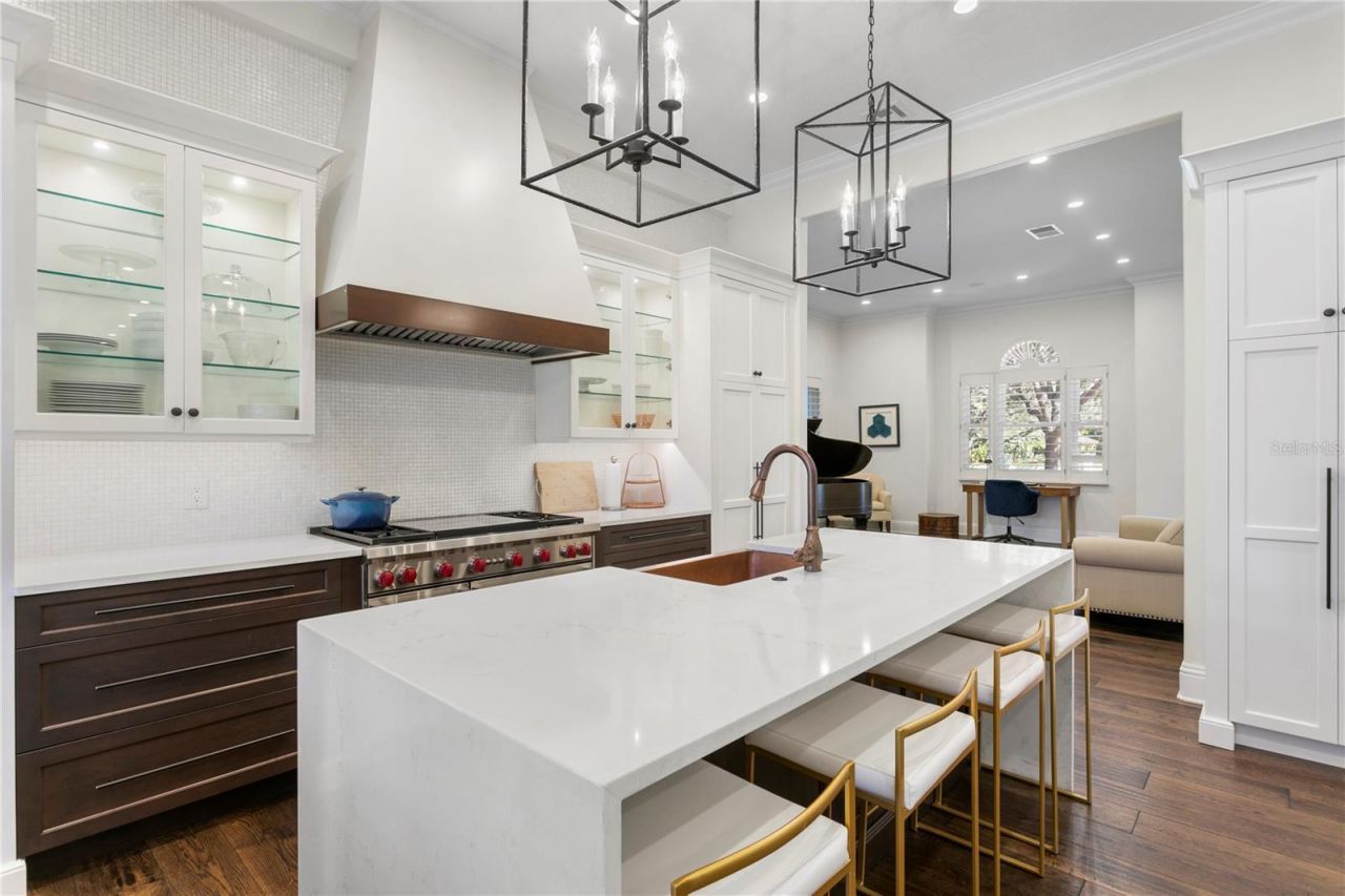 17027 Candeleda De Avila, Tampa, FL 33613 Photo