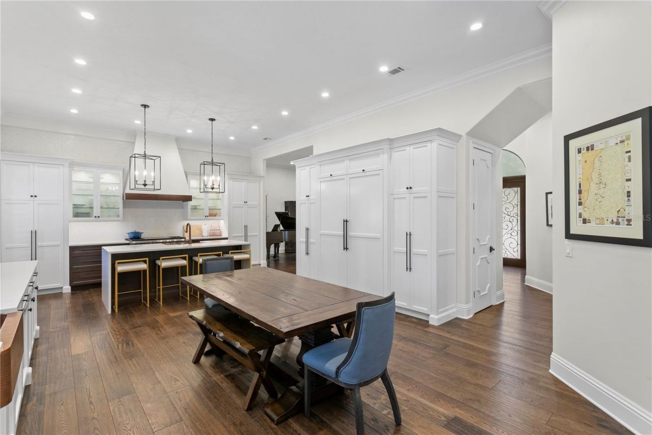 17027 Candeleda De Avila, Tampa, FL 33613 Photo