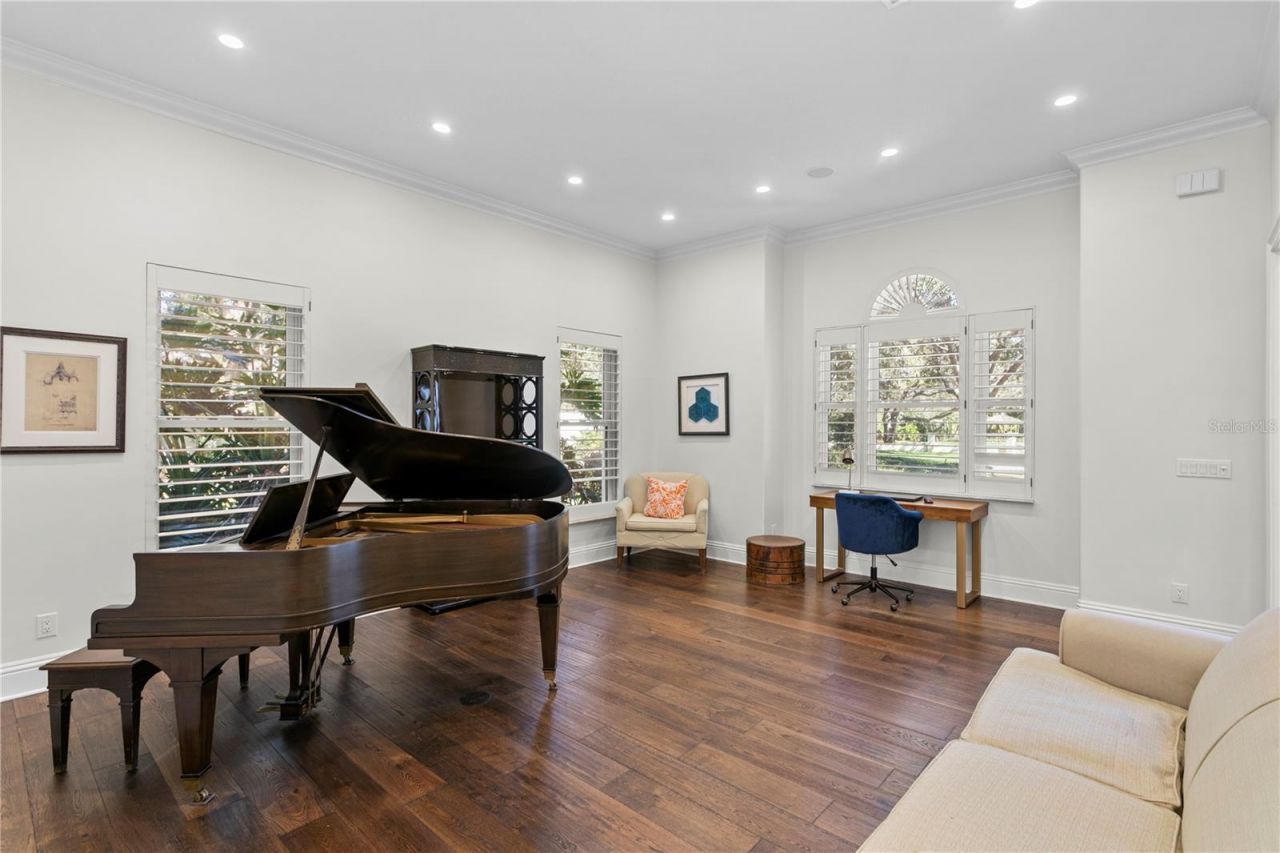 17027 Candeleda De Avila, Tampa, FL 33613 Photo