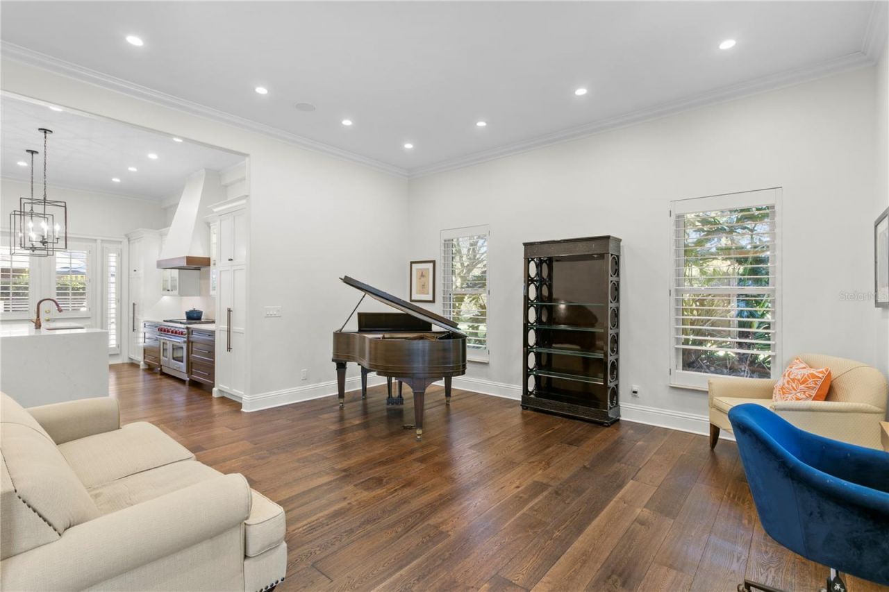 17027 Candeleda De Avila, Tampa, FL 33613 Photo