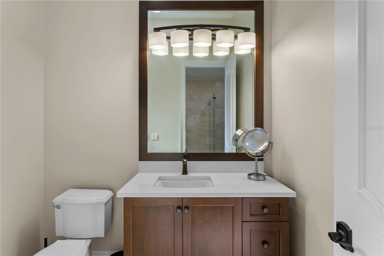 17027 Candeleda De Avila, Tampa, FL 33613 Photo