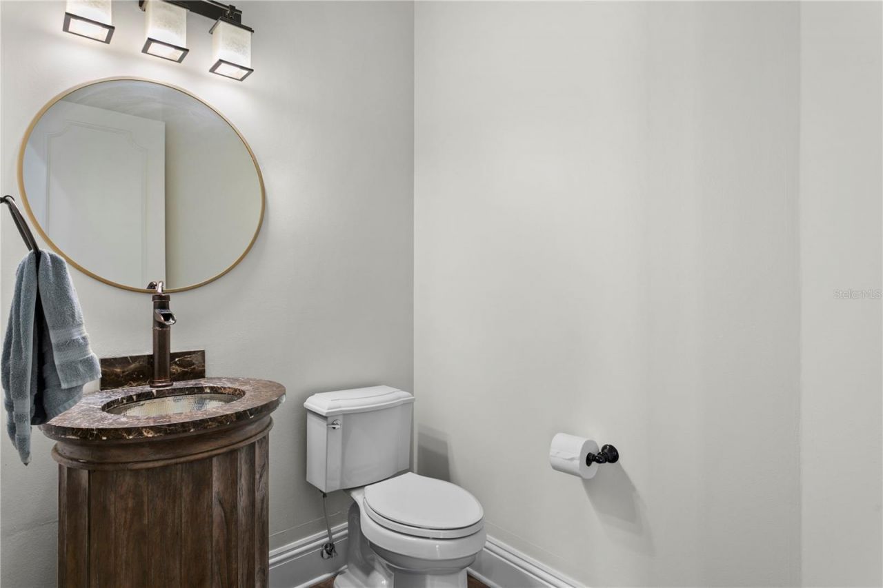 17027 Candeleda De Avila, Tampa, FL 33613 Photo