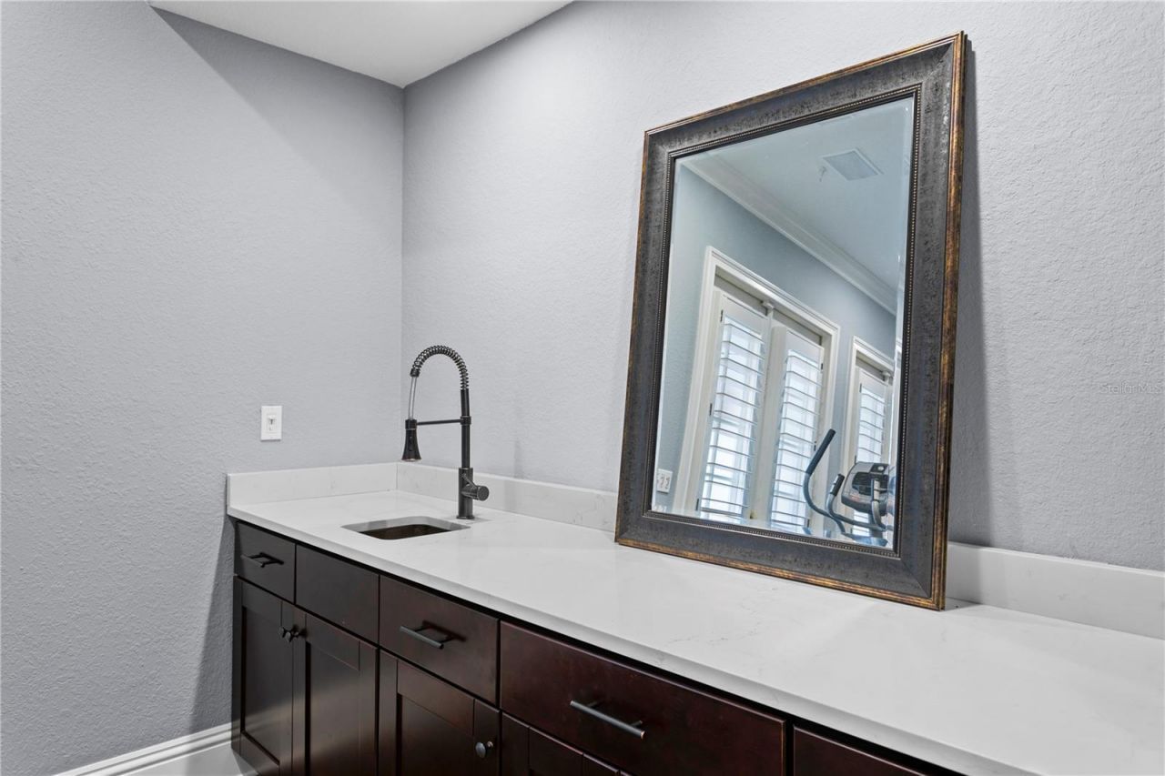 17027 Candeleda De Avila, Tampa, FL 33613 Photo