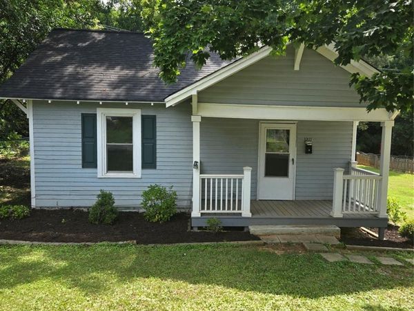 1211 N Main Street , Lowell, NC 28098