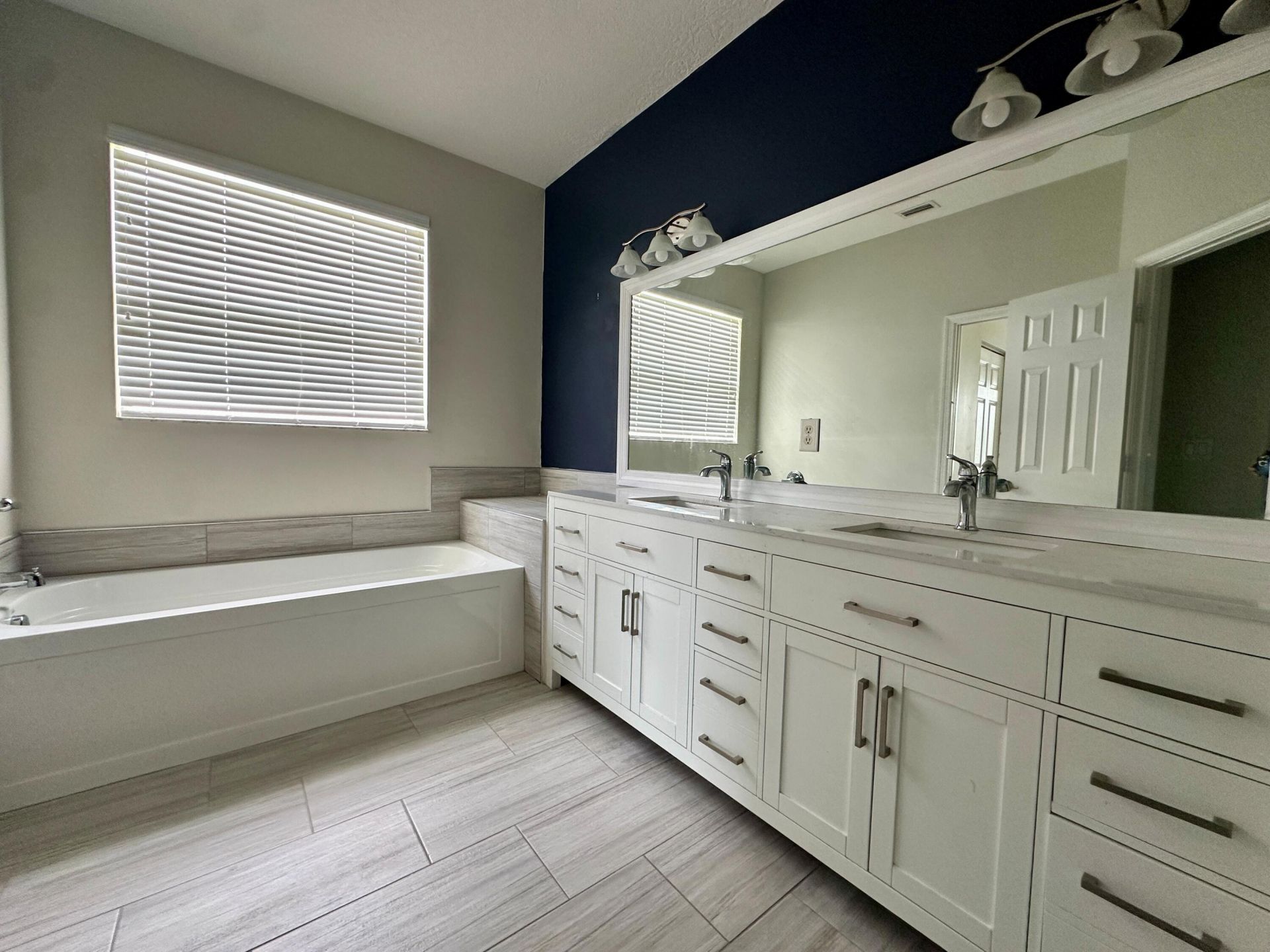6075 46th Lane, Vero Beach, FL 32967 Photo