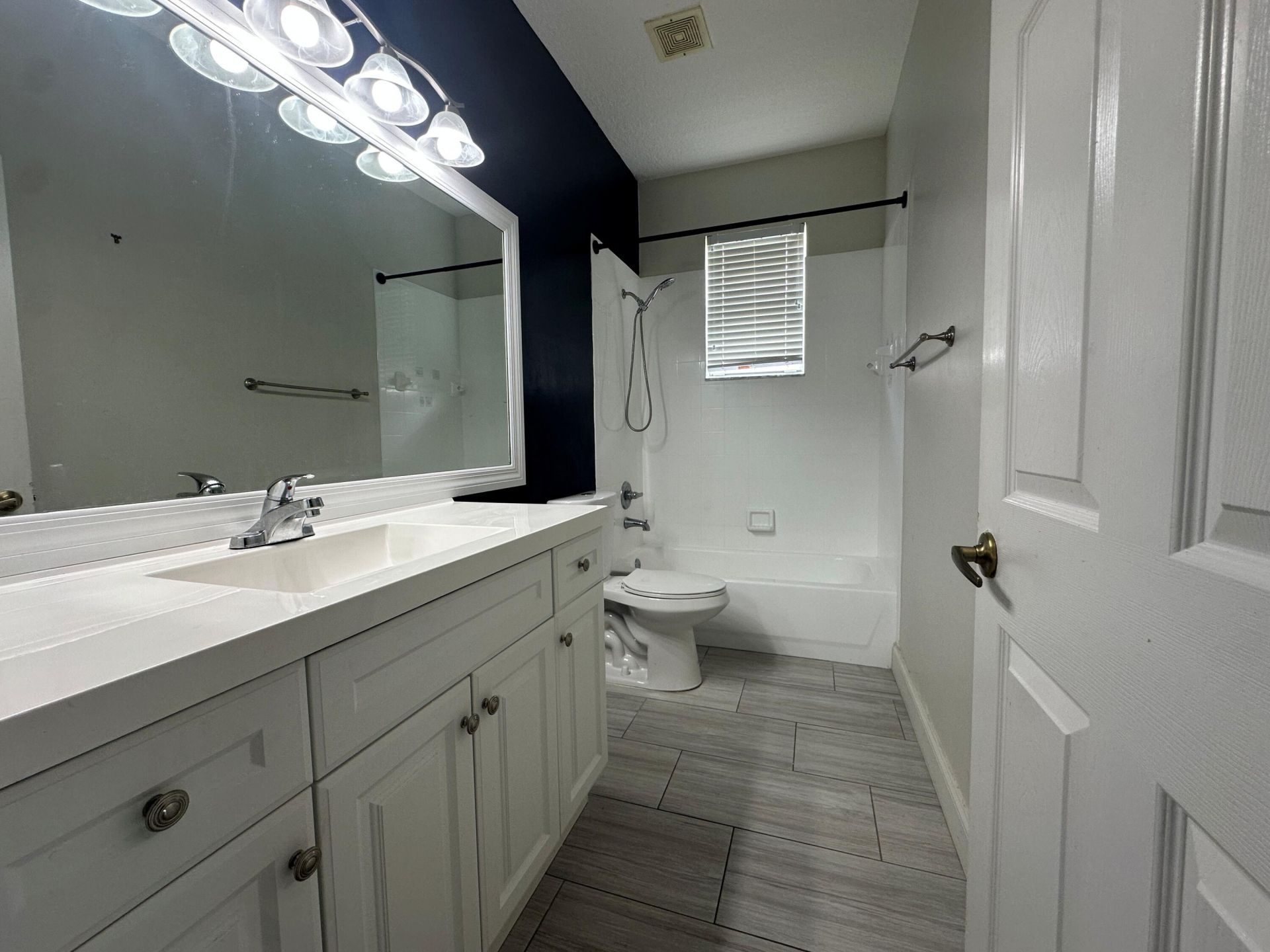 6075 46th Lane, Vero Beach, FL 32967 Photo