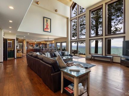 753 Lakeview Avenue, South Lake Tahoe, CA 96150 Photo