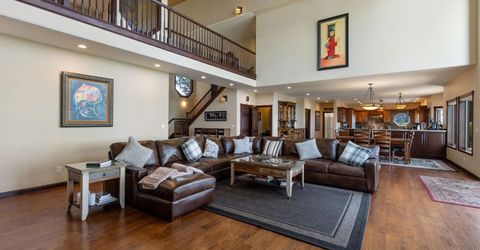 753 Lakeview Avenue, South Lake Tahoe, CA 96150 Photo