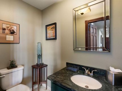753 Lakeview Avenue, South Lake Tahoe, CA 96150 Photo