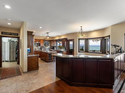 753 Lakeview Avenue, South Lake Tahoe, CA 96150 Photo