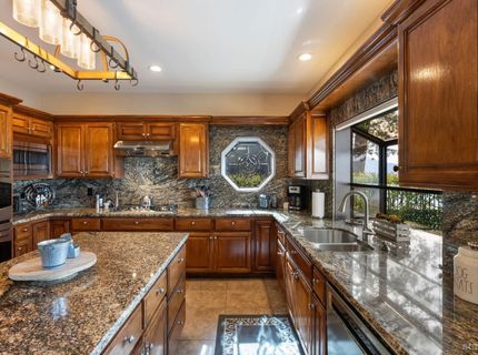 753 Lakeview Avenue, South Lake Tahoe, CA 96150 Photo