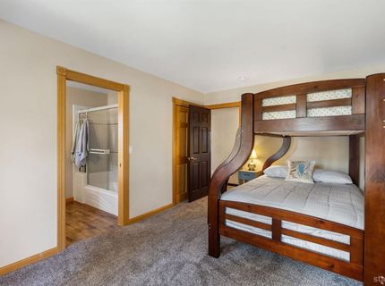 753 Lakeview Avenue, South Lake Tahoe, CA 96150 Photo