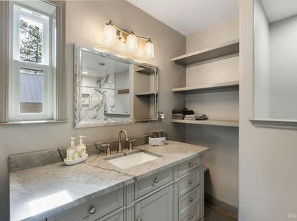 753 Lakeview Avenue, South Lake Tahoe, CA 96150 Photo