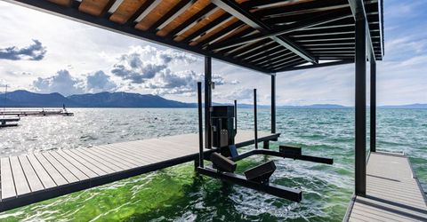 753 Lakeview Avenue, South Lake Tahoe, CA 96150 Photo