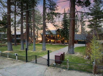 753 Lakeview Avenue, South Lake Tahoe, CA 96150 Photo