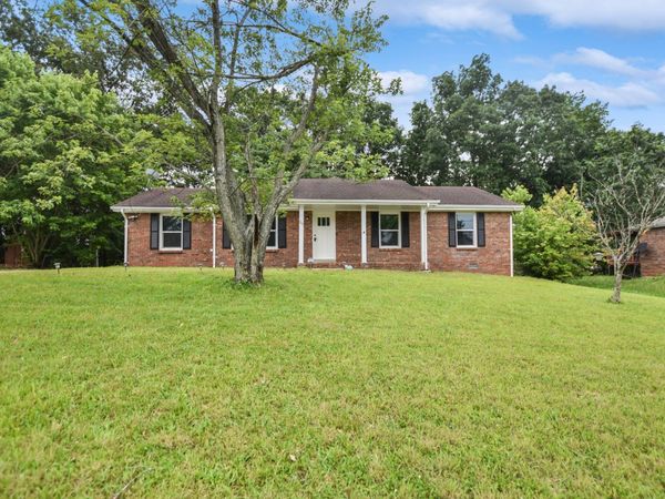 220 Marshall Drive, Clarksville, TN 37042