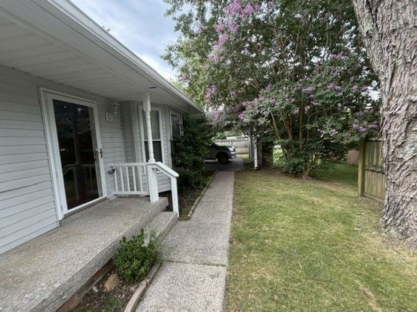 905 Patio Dr, Nashville, TN 37214
