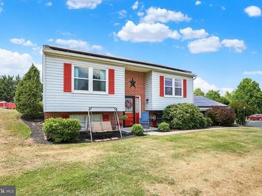 1200 CONEWAGO CREEK ROAD, MANCHESTER, PA 17345