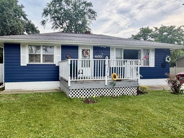 2500 Golfview Street, Joliet, IL 60435