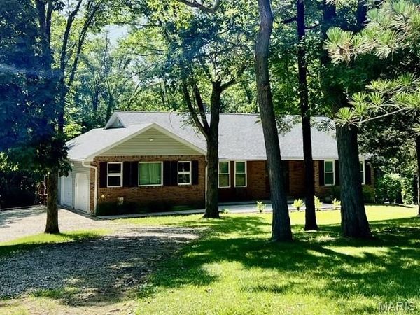 25532 Southwind Road, Warrenton, MO 63383