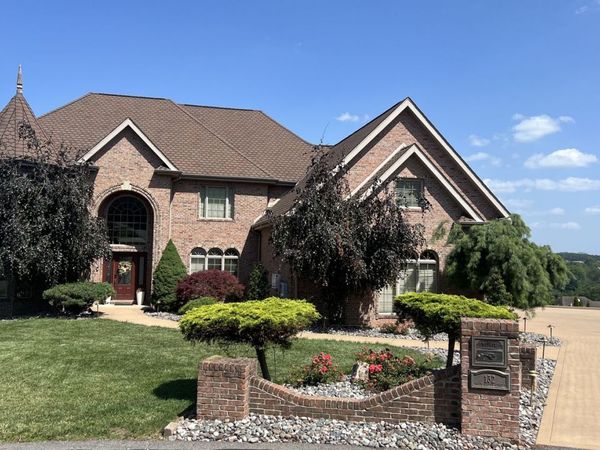 132 Moon Crest Circle, Rostraver Twp, PA 15012