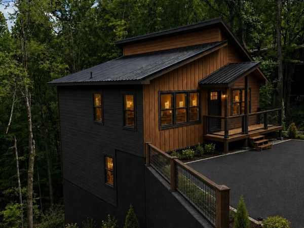 2670 Grassy Branch Loop, Sevierville, TN 37876