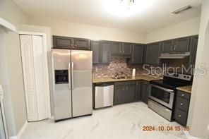 504 Maple Pointe Drive , Seffner, FL 33584 Photo