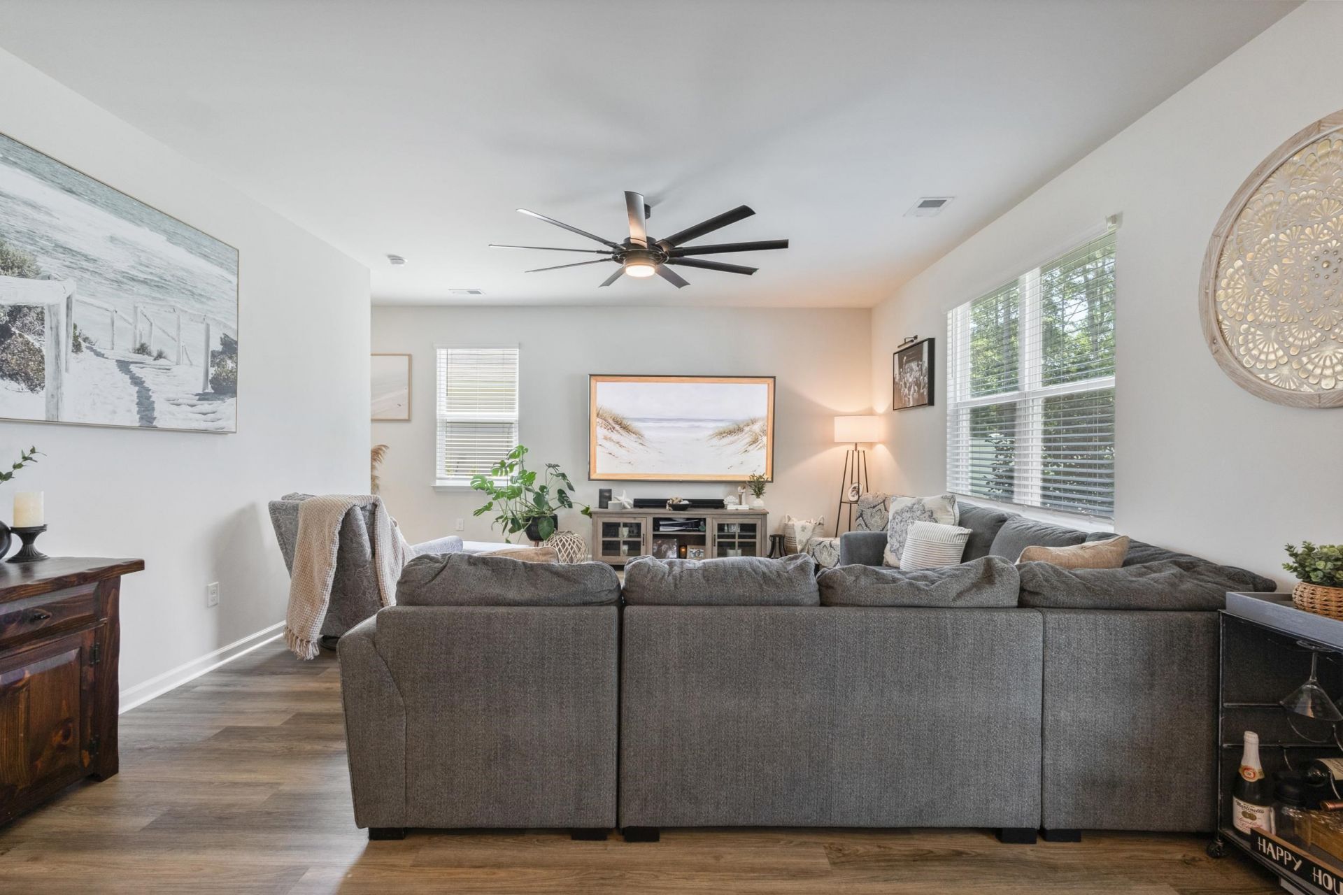 1070 Sennema Circle Photo 17